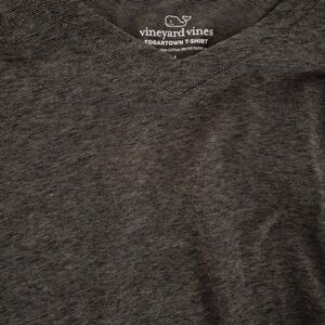 Vineyard Vines Men's Charcoal V-Neck Tee